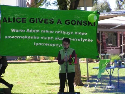 15 0.alice gives a gonski nadine.jpg